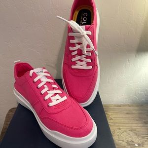 NIB Cole Haan Sneakers, size 7.5